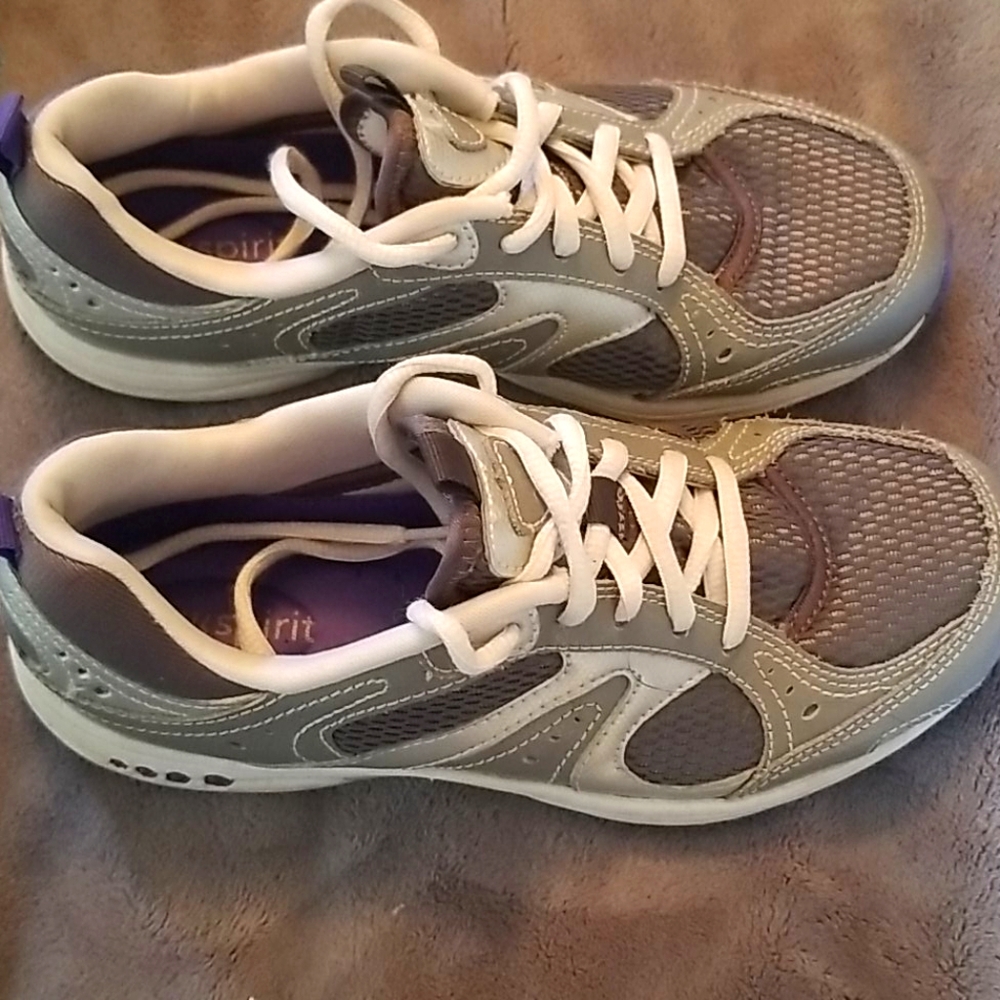 Easy Spirit Sneakers